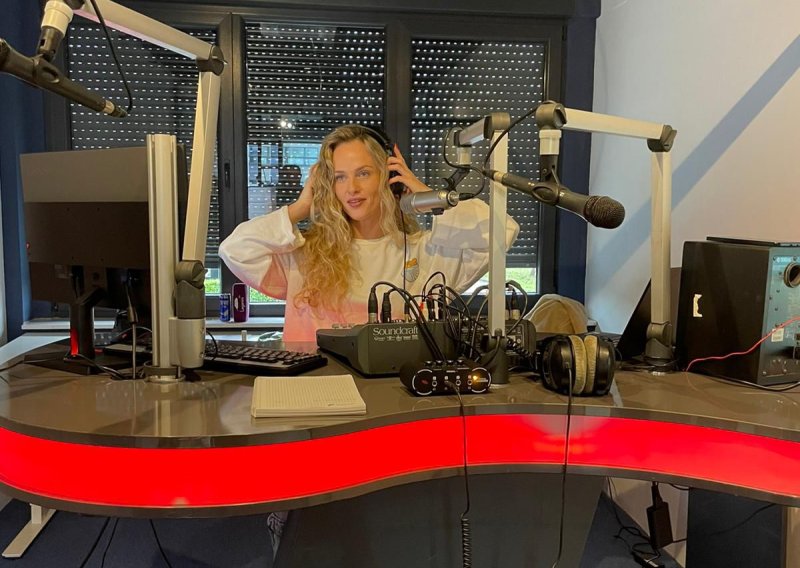 Nakon potpunog uništenja u požaru u Vjesnikovom neboderu, Laganini FM Zagreb ponovno u eteru