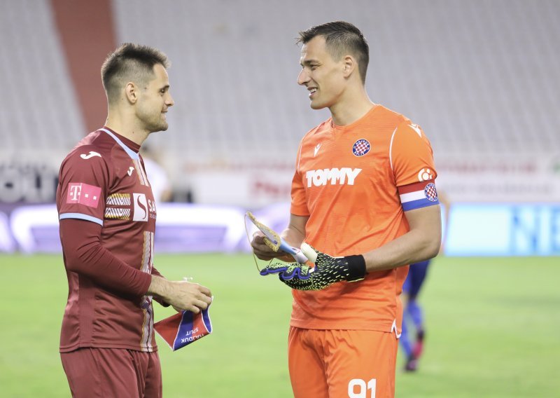 Navijači ga 'zatočili' na stadionu, a pred Jadranski derbi s oduševljenjem govorio o jednom igraču Hajduka