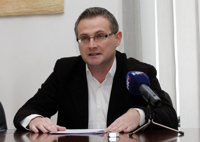 Revizija otkrila brdo malverzacija u poslovanju Radija Križevci: Na meti bivši direktor