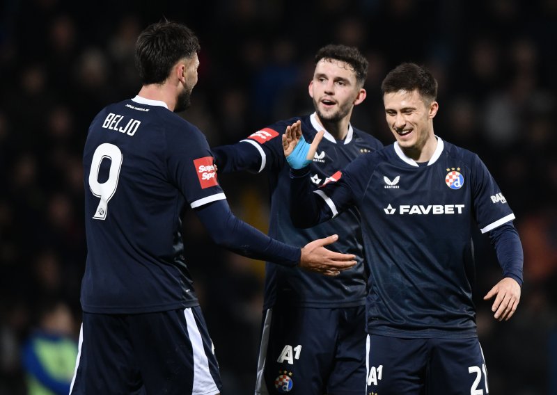 Dinamo po prvi put u povijesti predstavio četvrti dres, a dizajner dresa je Ripper