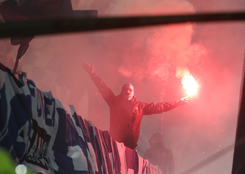 Evo što su napravile kladionice odmah nakon debakla Hajduka na Rujevici