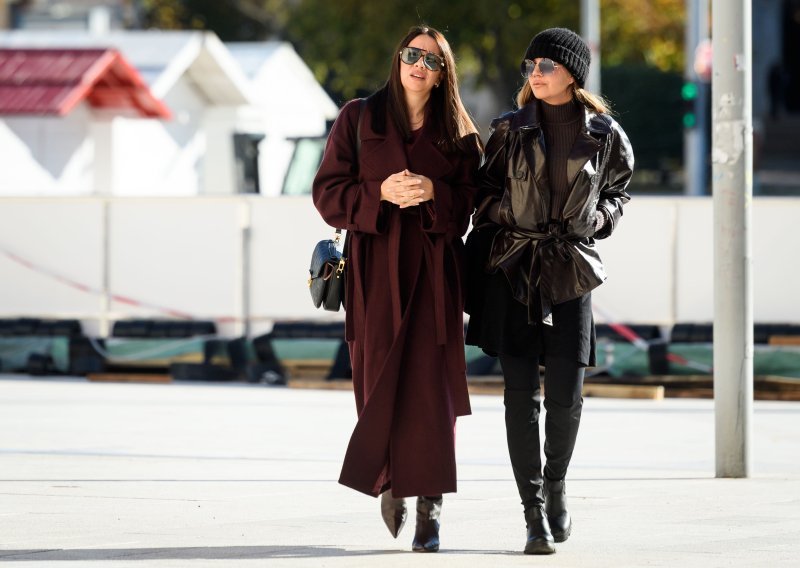 Sunčana nedjelja pretvorila Šibenik i Dubrovnik u modnu pistu: Ulicama dominirali kaputi