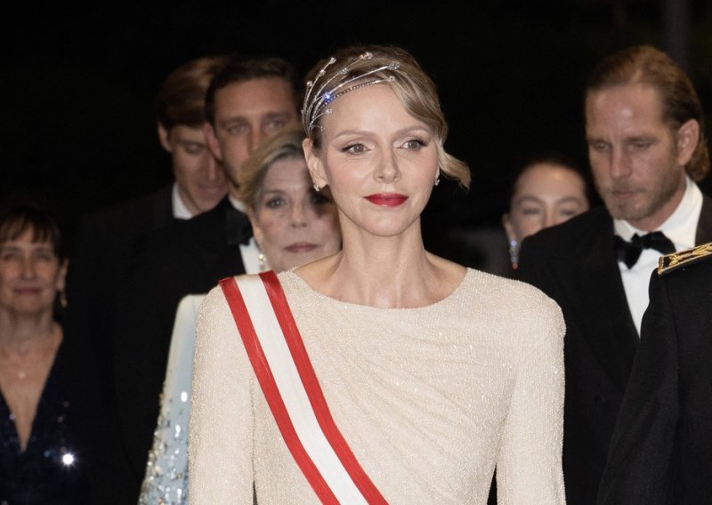Nije ju nosila 14 godina: Svi govore o zadivljujućoj tijari princeze Charlene