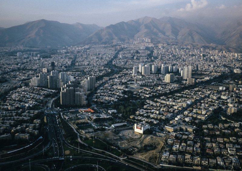 Iran zbog ovoga razmišlja o evakuaciji Teherana: Riječi stare 2000 godina su se obistinile