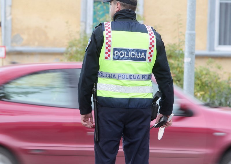 Vozač napuhao nevjerojatnih 4,74 promila. Ono što je potom učinio zaprepastilo je policiju