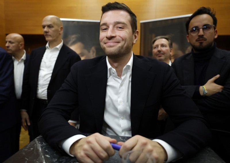 Tridesetogodišnji šef krajnje desnice lako bi mogao postati idući francuski predsjednik