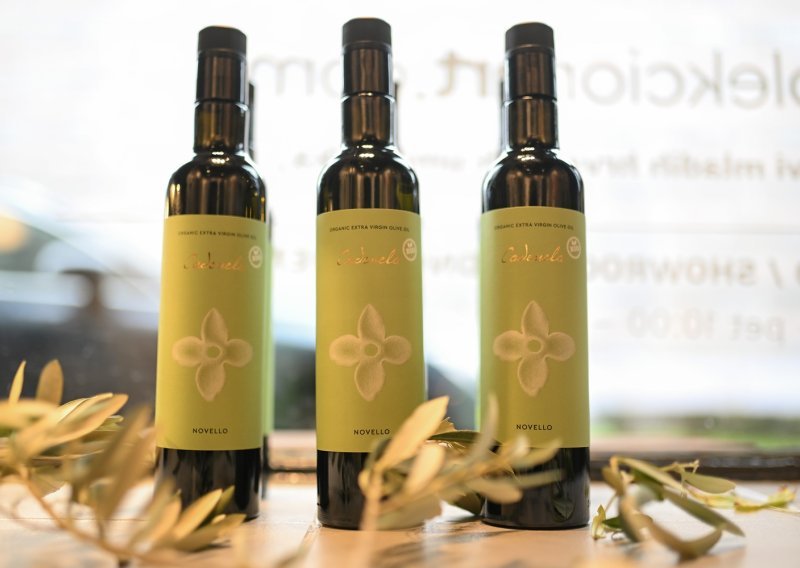 Predstavljanje mladog ekološkog maslinovog ulja, Cadenela Novello i nove etikete u galeriji Kolekcionart u Zagrebu