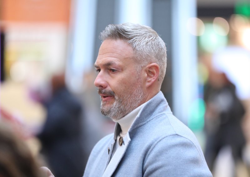 Nova fotografija otkrila je sve: Nenad Tatarinov nakon razvoda promijenio i imidž