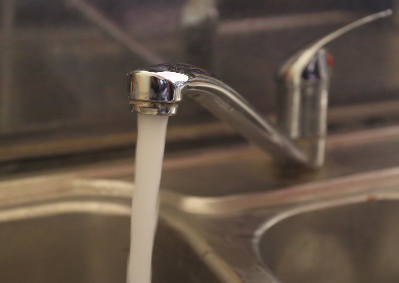 Voda u Vrgorcu nije za piće, mora se prokuhavati