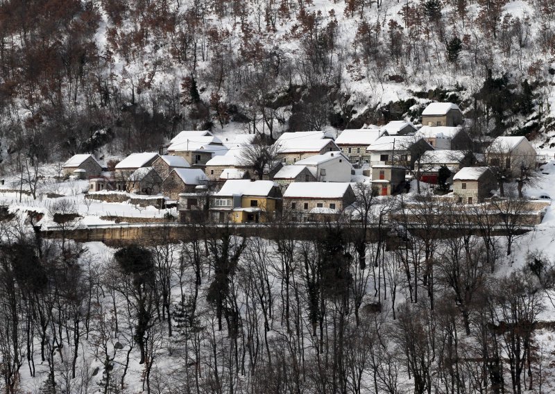 Dalmacija u očekivanju nove oluje traži hitnu pomoć vojske!