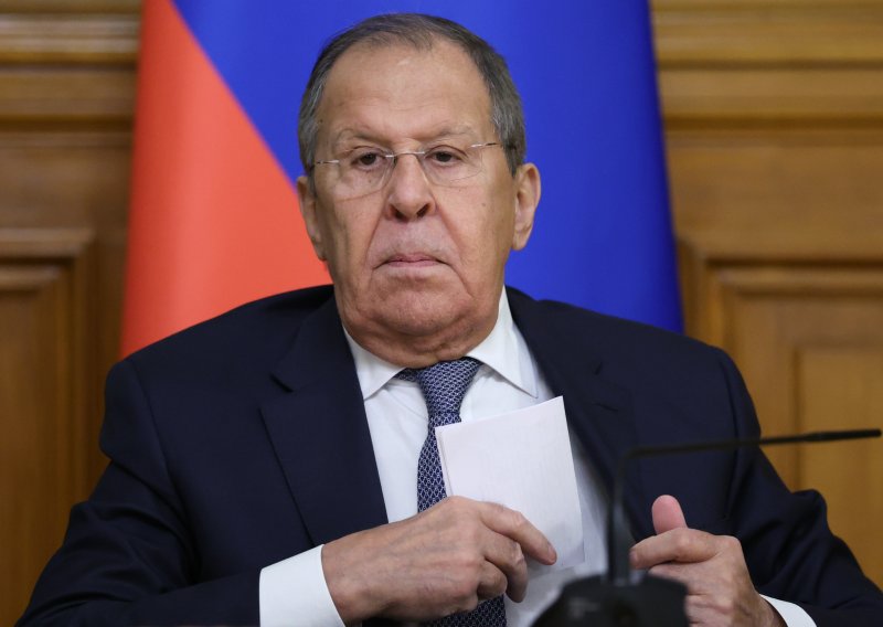 Igra mačke i miša se nastavlja, iz Rusije stiže nova reakcija