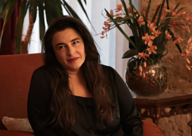 Ljubiteljima turskih serija dobro je poznata ova zvijezda koja ruši sva pravila glume