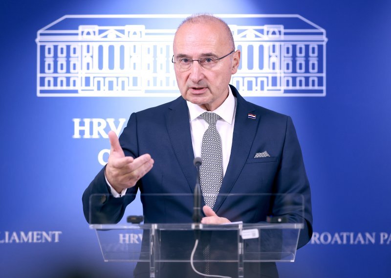 Grlić Radman optužio Milanovića: Radi cirkus. To je nevjerojatno!