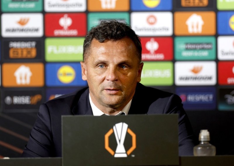 Trener Dinama prelomio, Nevistić izvisio: Protiv Lillea će braniti Filipović!