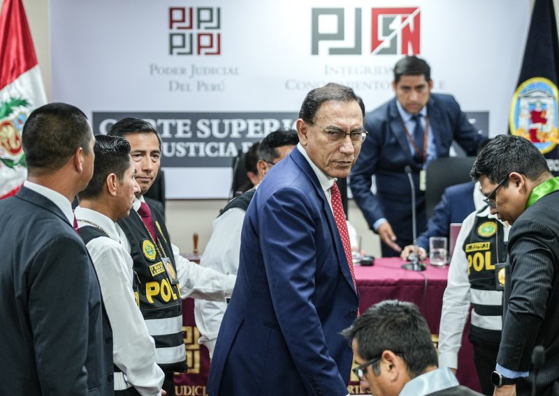 Bivši peruanski predsjednik Vizcarra osuđen na 14 godina zatvora