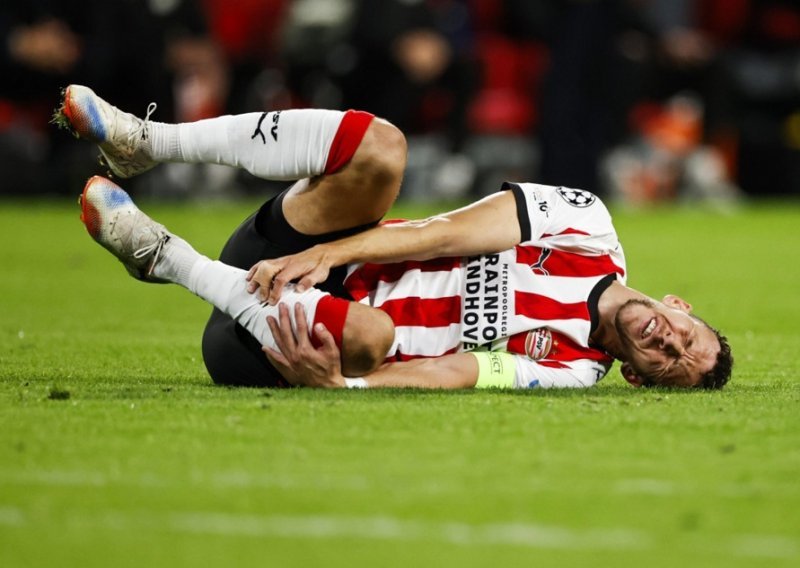 Ivan Perišić se ozlijedio, a zabrinuti trener PSV-a je otkrio o kakvom se problemu radi