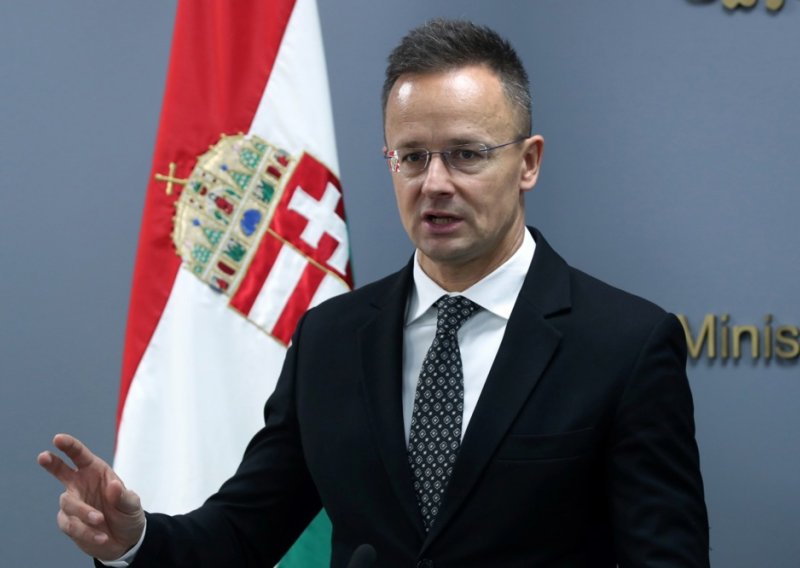 Mađarski ministar u Banju Luku sletio civilnim avionom zbog zabrane ministra BiH: 'Gori je od Orbana'