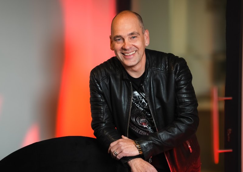 Splitski pjevač progovorio o sinovima: Suprugu je skrivao čak 20 godina