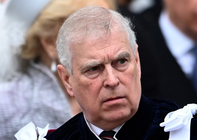 Princ Andrew još uvijek može 'završiti' na prijestolju: Kako je to moguće?