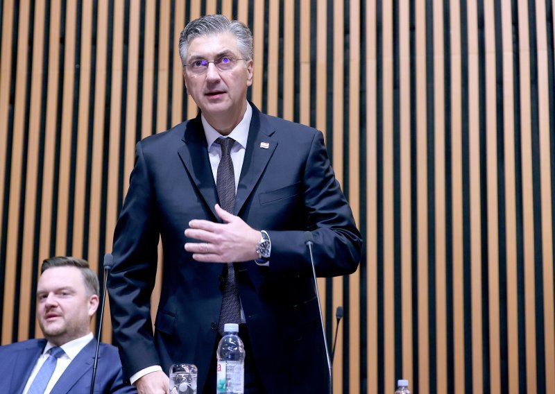 Plenković brani prijedlog proračuna: Socijalno je održiv i konkurentan