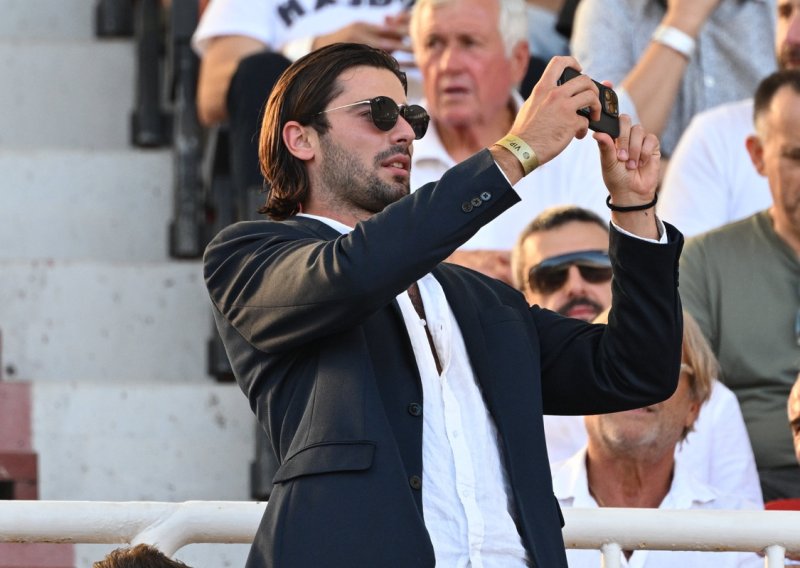 Šime Elez komentirao glasine o prekidu veze s Majom Šuput