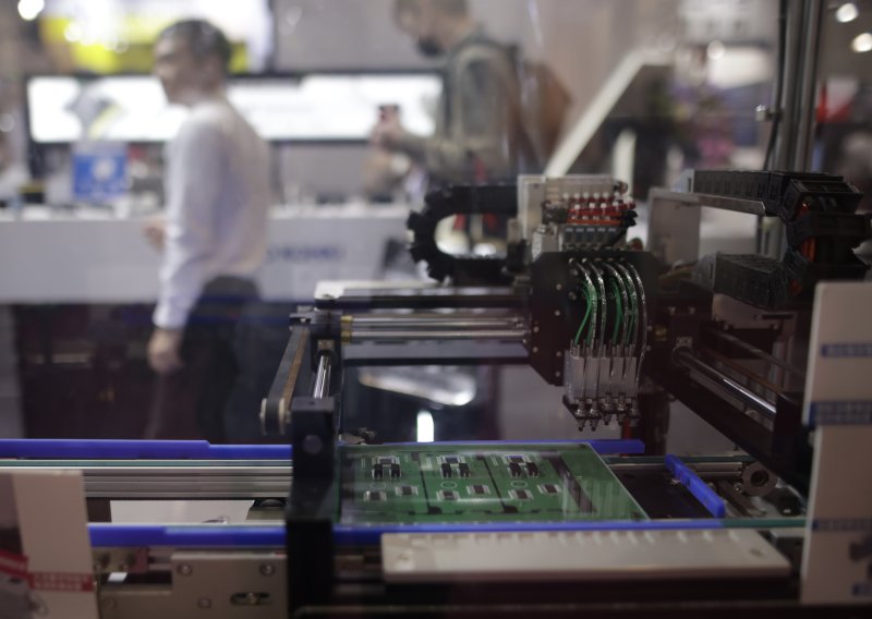 SAD u Tajvanu traži poduku za radnike u tehnološkim sektorima