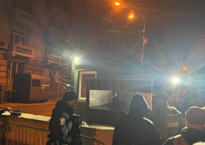 Drugi najmoćniji čovjek Ukrajine pod istragom: Policija upala u ured Andrija Jermaka