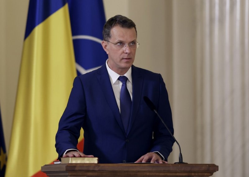 Rumunjski ministar šokirao na Facebooku: Dao ostavku zbog bizarne 'greške'