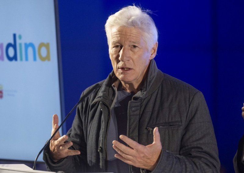 Richard Gere oduševio Španjolce: Pokazao je što ga je supruga naučila