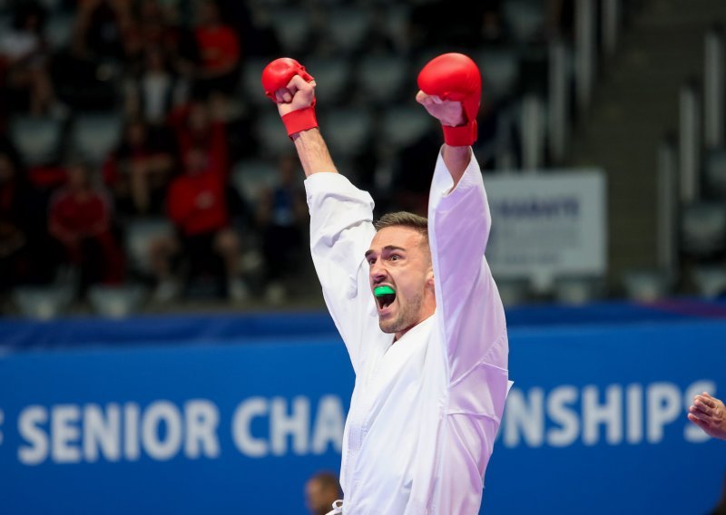 Sjajni Kvesić ušao u četvrtfinale SP-a u karateu