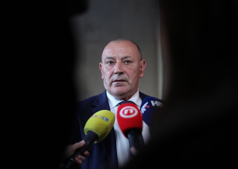 Medved: 'Mikulićevo razrješenje nema nikakve veze s uhićenjem'