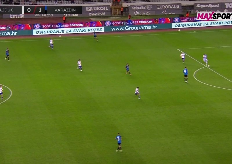 Pogledajte kako je golman Varaždina poklonio gol Hajduku za izjednačenje