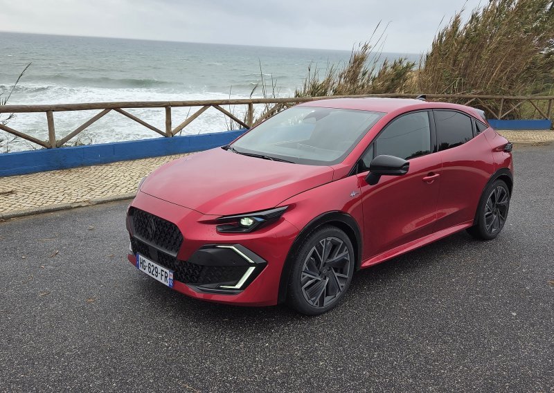 Isprobali smo novi Renault Clio: Lijepo dizajnirani kompakt koji pruža iznimno ugodno iskustvo vožnje