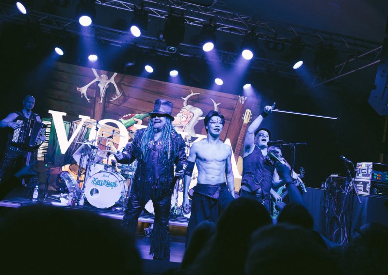 Koja diplomacija! Veleposlanik Tajvana u Finskoj pripremio pravi show: Organizirao je koncert, a onda je stao na pozornicu...