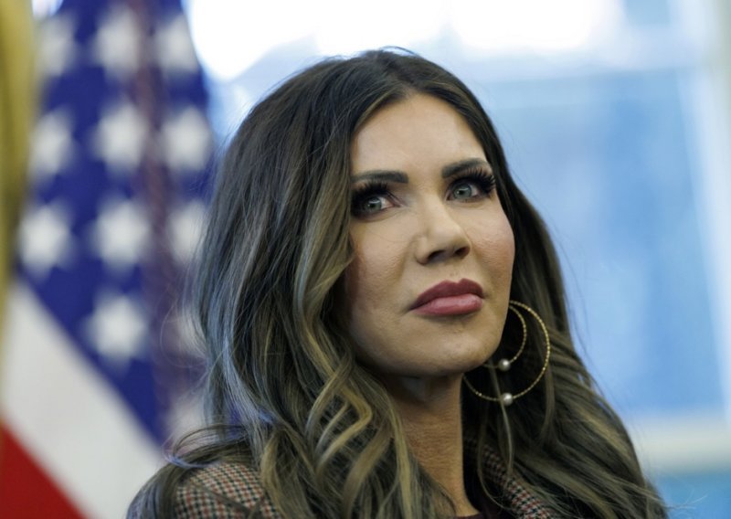 SAD vjeruje da je Afganistanac koji je napao Nacionalnu gardu radikaliziran u SAD-u