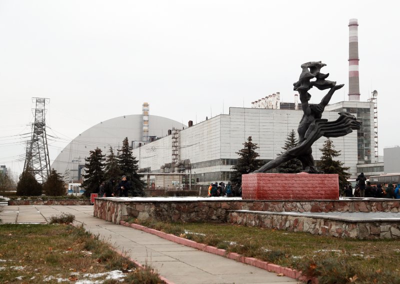 Zaštitna struktura nuklearke Černobil teško oštećena u napadu. IAEA: 'Više ne zadržava radioaktivni materijal'