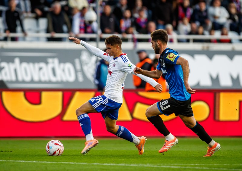 MAXSportov komentator o sjajnom golu Duvnjaka: 'Ja sam ju vidio u neboderu kako razbija staklo'