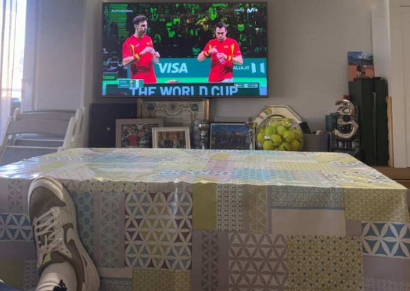 Najbolji je na svijetu, zarađuje milijune, a onda je objavio kako mu izgleda dnevni boravak i šokirao svijet