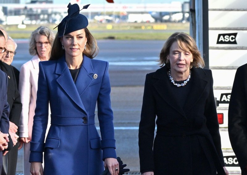 Kaput koji prkosi trendovima: Kate Middleton stajlingom odala počast princezi Diani