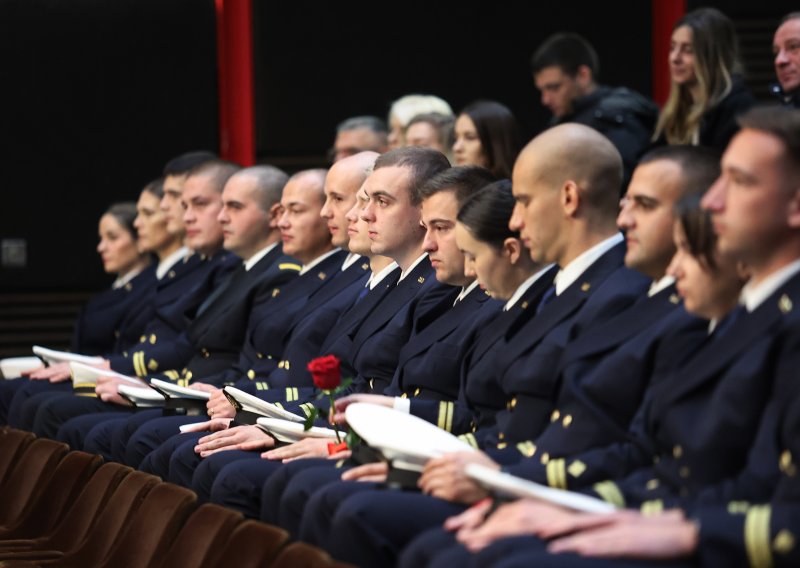 Promovirana prva generacija diplomata vojnog pomorstva: Među njima i tri studenta iz susjedne zemlje