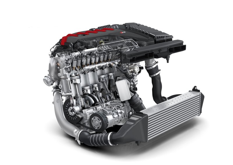 Audi iduće godine slavi 50 godina legendarnog motora: 5 cilindara za uživanje u vožnji i posebnom zvuku