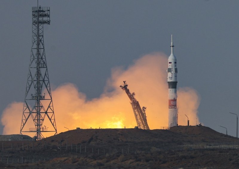 NASA: Svjetlosno zagađenje satelita ometa svemirske teleskope