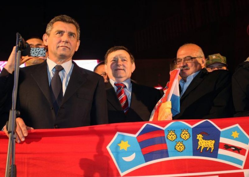Hrvatska (ne) može isplatiti odštetu Gotovini i Markaču