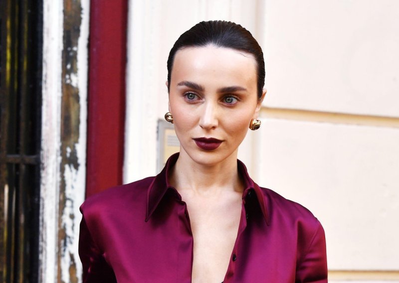 Ovo su blagdanske manikure koje ćete odmah poželjeti isprobati