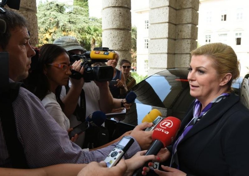 Predsjednica prekinula posjet Istri i hitno se vraća u Zagreb