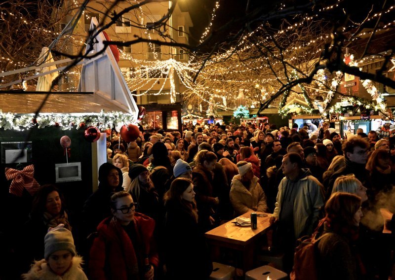 Advent na Europskom trgu donosi zanimljiv program, najveće zvijezde su The Brand New Heavies