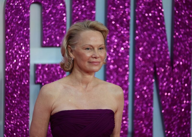 Pamela Anderson želi promijeniti prezime: Iza svega stoji emotivan razlog
