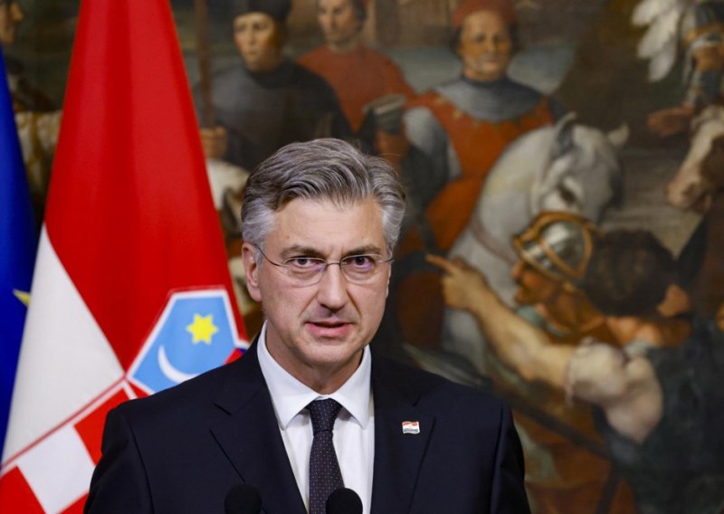 Plenković se danas sastaje s papom u Rimu: Otkrio je što će mu pokloniti