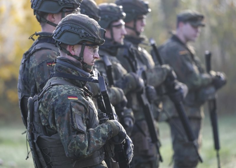 Njemačka uvodi dragovoljno vojno osposobljavanje: Mladima nude preko 2500 eura mjesečno