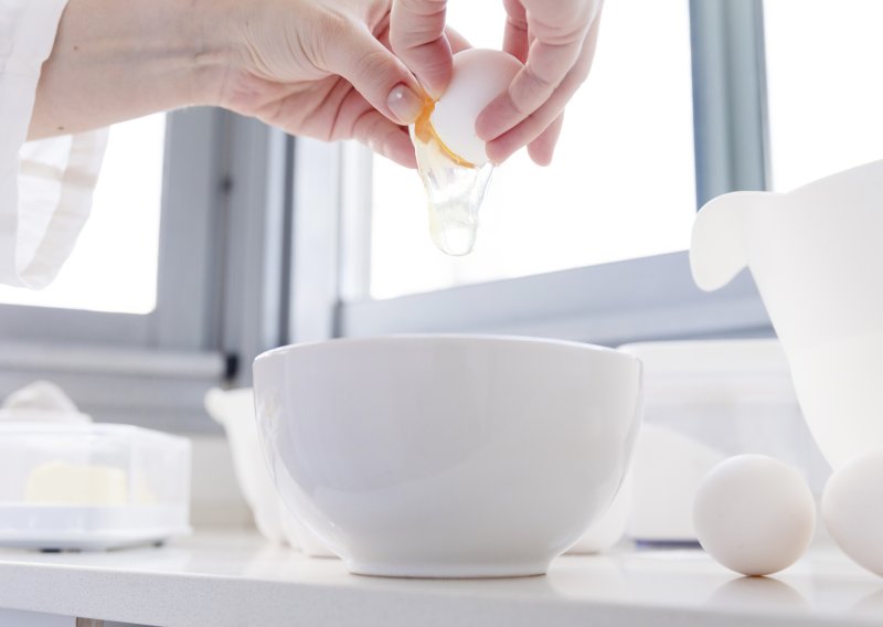 Tajna savršenog snijega od bjelanjaka: Kako ih pravilno umutiti?